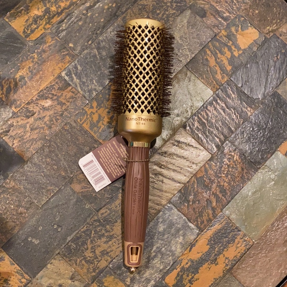 Olivia Garden Nanothermic Ceramic Brush NT 44 1 3/4 - Picture 2 of 4